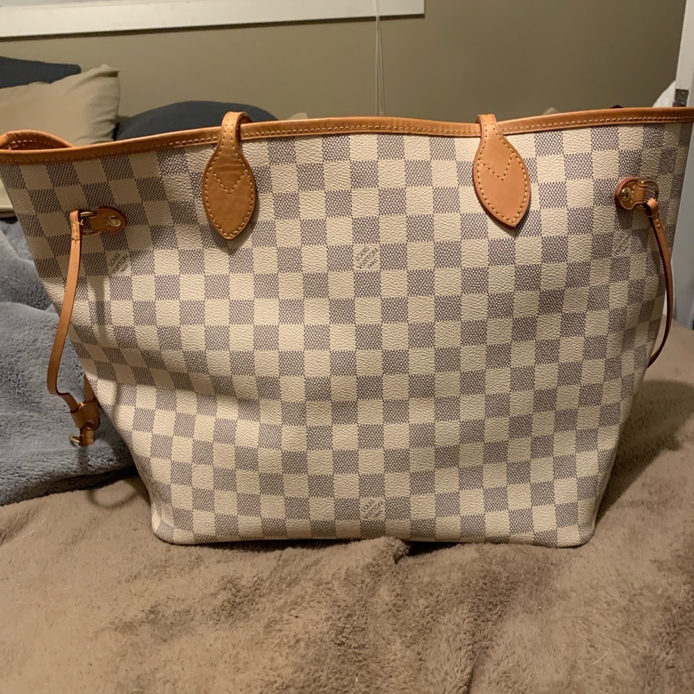 Louis Vuitton Neverfull MM